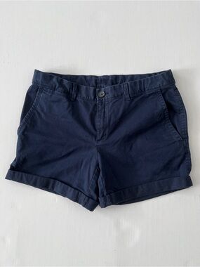 Woman’s Size 8 Shorts ( Stretchy)